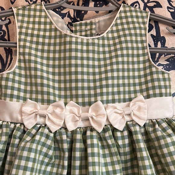 Thanksgiving dress . 4T. Holiday, special occasion. Green Preowned - Picture 3 of 5